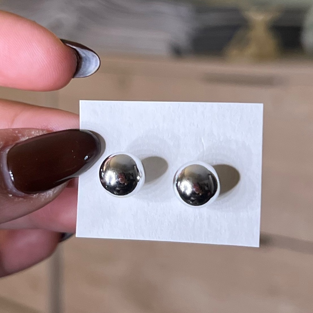 Shiny Silver Grey Pearl Stud Dainty Small Casual Cute Earrings Jewelry Accessory